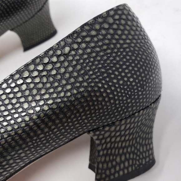 Phyllis Poland Italian Heels - Picture 11 of 14